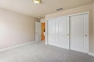 5216 Wyndham Oak Ln, Carmichael, CA 95608 - Photo 41