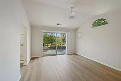 933 Lake Canyon Avenue, Galt, CA 95632 - Photo 23
