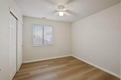 933 Lake Canyon Avenue, Galt, CA 95632 - Photo 31