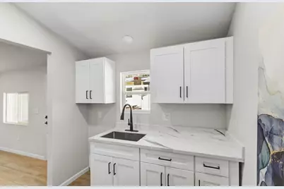 2038 Markham Way, Sacramento, CA 95818 - Photo 53