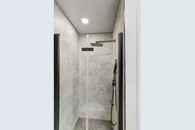 2038 Markham Way, Sacramento, CA 95818 - Photo 37