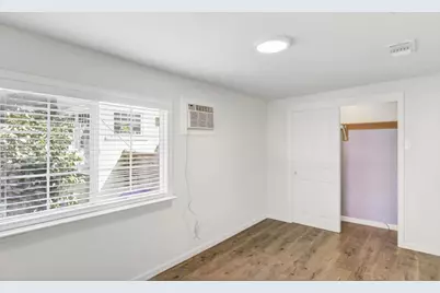 2038 Markham Way, Sacramento, CA 95818 - Photo 39