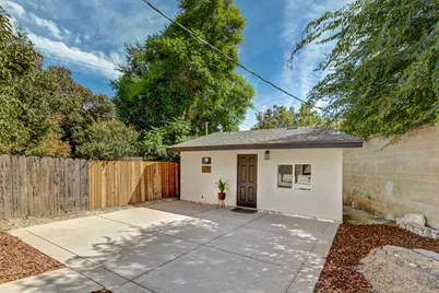 2038 Markham Way, Sacramento, CA 95818 - Photo 45