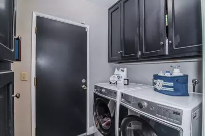 9776 Mira Del Rio Drive, Sacramento, CA 95827 - Photo 57