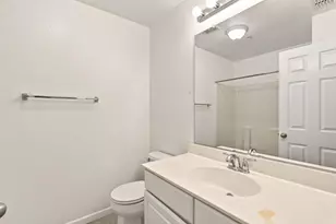 8298 Crystal Walk Cir, Elk Grove, CA 95758 - Photo 27