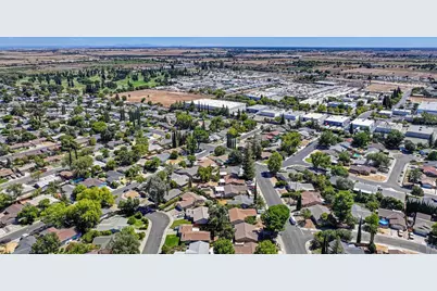4031 Tallyho Drive, Sacramento, CA 95826 - Photo 61