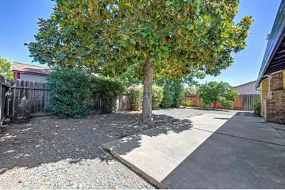 4031 Tallyho Drive, Sacramento, CA 95826 - Photo 5