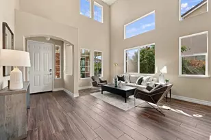 9367 Healon Way, Elk Grove, CA 95624 - Photo 5