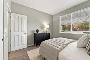 9367 Healon Way, Elk Grove, CA 95624 - Photo 21