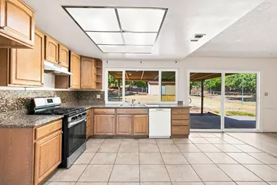 7331 Hazel Avenue, Orangevale, CA 95662 - Photo 3
