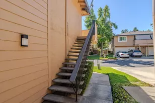 5245 Manzanita Way, Carmichael, CA 95608 - Photo 5