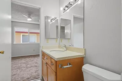 5245 Manzanita Way #4, Carmichael, CA 95608 - Photo 19