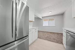 5245 Manzanita Way, Carmichael, CA 95608 - Photo 11