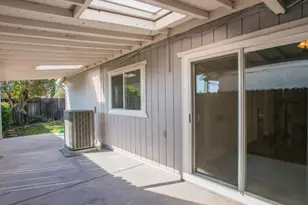 7246 Fletcher Farm Dr, Sacramento, CA 95828 - Photo 47