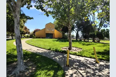7246 Fletcher Farm Drive, Sacramento, CA 95828 - Photo 49
