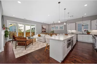 806 T Street, Sacramento, CA 95811 - Photo 5
