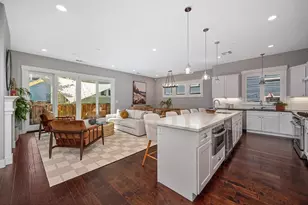 806 T St, Sacramento, CA 95811 - Photo 5
