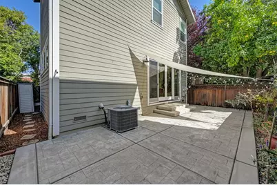 806 T Street, Sacramento, CA 95811 - Photo 31