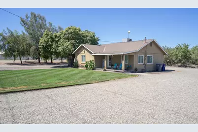 44090 Valeria Avenue, Dos Palos, CA 93620 - Photo 13