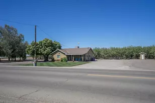 44090 Valeria Ave, Dos Palos, CA 93620 - Photo 11
