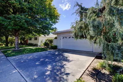 705 Leytonstone Avenue, Modesto, CA 95355 - Photo 35