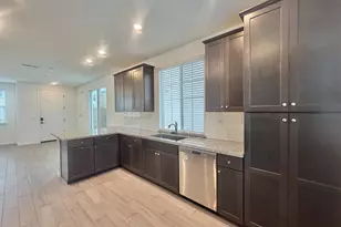 1383 Hadley Dr, Woodland, CA 95776 - Photo 7