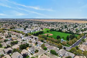 5716 Alder Bridge Ct, Elk Grove, CA 95757 - Photo 97