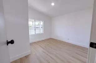White River Ln, Sacramento, CA 95842 - Photo 21