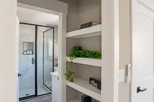 972 53rd St, Oakland, CA 94608 - Photo 37