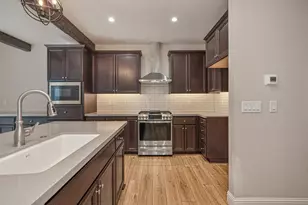 8937 Fair Oaks Blvd, Carmichael, CA 95608 - Photo 9