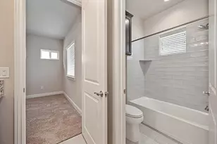 8937 Fair Oaks Blvd, Carmichael, CA 95608 - Photo 37