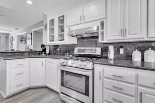 5435 Dry Creek Rd, Sacramento, CA 95838 - Photo 29