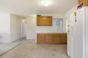8309 Villaview Dr, Citrus Heights, CA 95621 - Photo 9