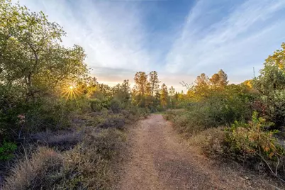 10176 Clark Ranch Way, Dobbins, CA 95935 - Photo 23