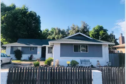 1010 E D Street, Oakdale, CA 95361 - Photo 9
