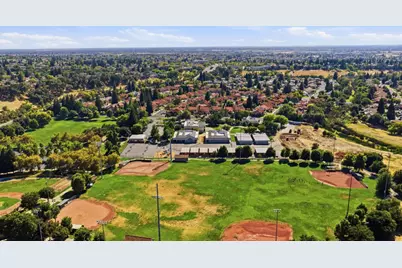 1916 Hillock Court, Rocklin, CA 95765 - Photo 53