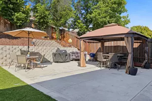 1916 Hillock Ct, Rocklin, CA 95765 - Photo 57