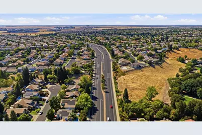 1916 Hillock Court, Rocklin, CA 95765 - Photo 51