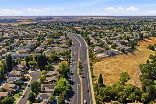 1916 Hillock Ct, Rocklin, CA 95765 - Photo 51