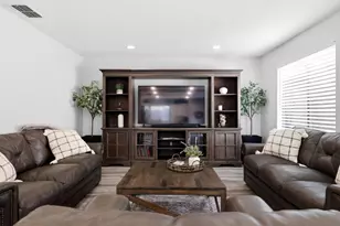 1916 Hillock Ct, Rocklin, CA 95765 - Photo 13
