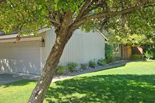 6731 Vivienda Ln, Citrus Heights, CA 95621 - Photo 1