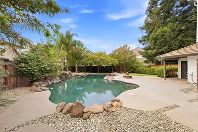 8820 San Badger Way, Elk Grove, CA 95624 - Photo 3