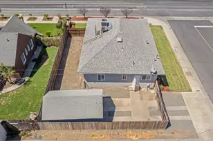 1229 N Redington St, Hanford, CA 93230 - Photo 41