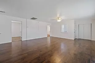 1229 N Redington St, Hanford, CA 93230 - Photo 11