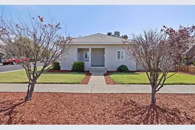 1229 N Redington Street, Hanford, CA 93230 - Photo 1