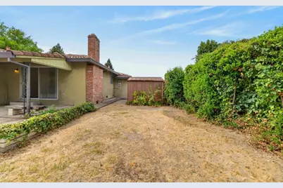 7165 Reichmuth Way, Sacramento, CA 95831 - Photo 35