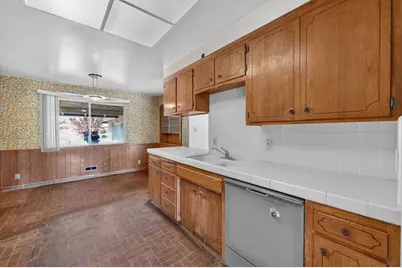 7165 Reichmuth Way, Sacramento, CA 95831 - Photo 11