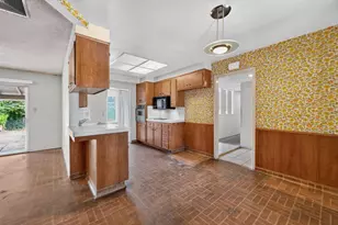 7165 Reichmuth Way, Sacramento, CA 95831 - Photo 9