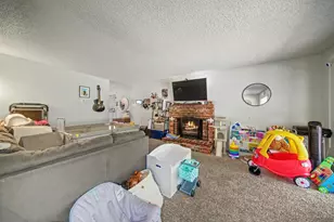 1533 W Rumble Rd, Modesto, CA 95350 - Photo 13