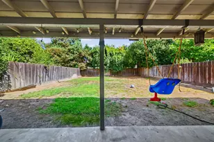 1533 W Rumble Rd, Modesto, CA 95350 - Photo 25